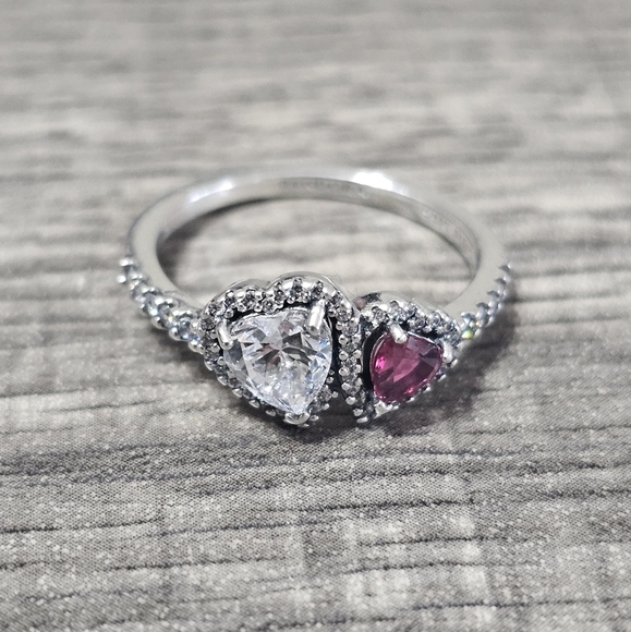 Authentic Pandora Halo Hearts Ring - Picture 2 of 5